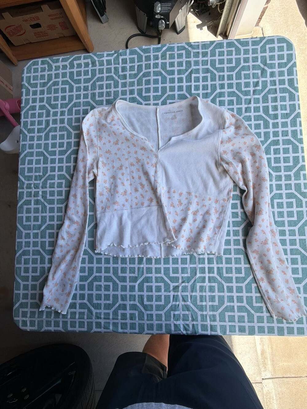 American Eagle Floral Waffle Knit Long Sleeve Top Size L - Picture 3 of 4